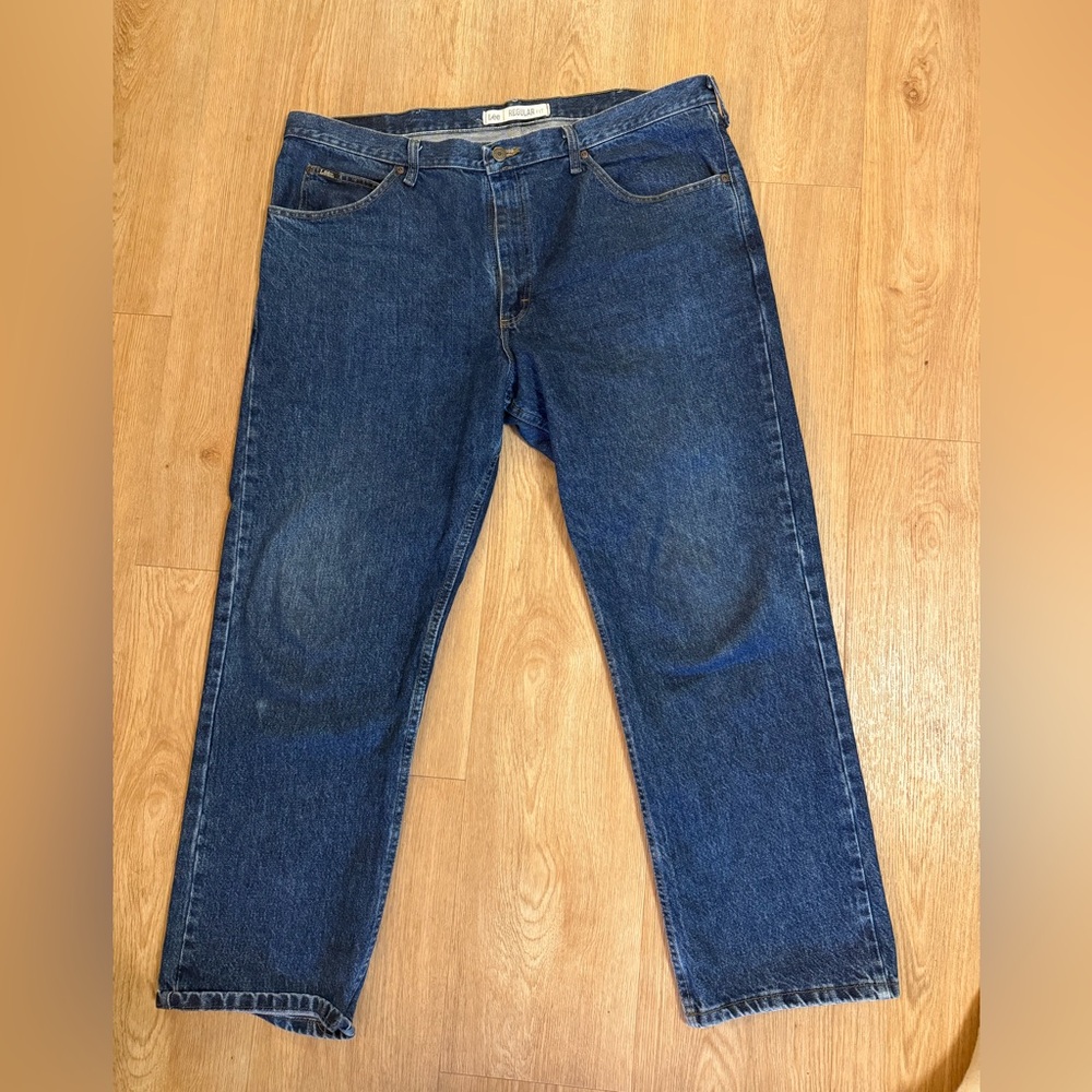 Lee Jeans Men’s 42x30 Regular Fit Darker Wash